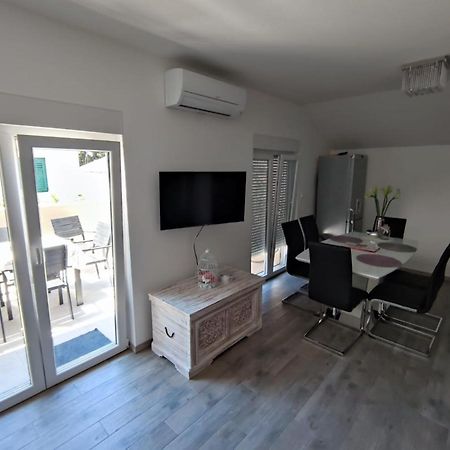 Apartmani Vuckovic Vodice Luaran gambar