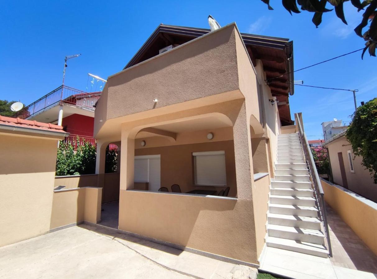 Apartmani Vuckovic Vodice Luaran gambar
