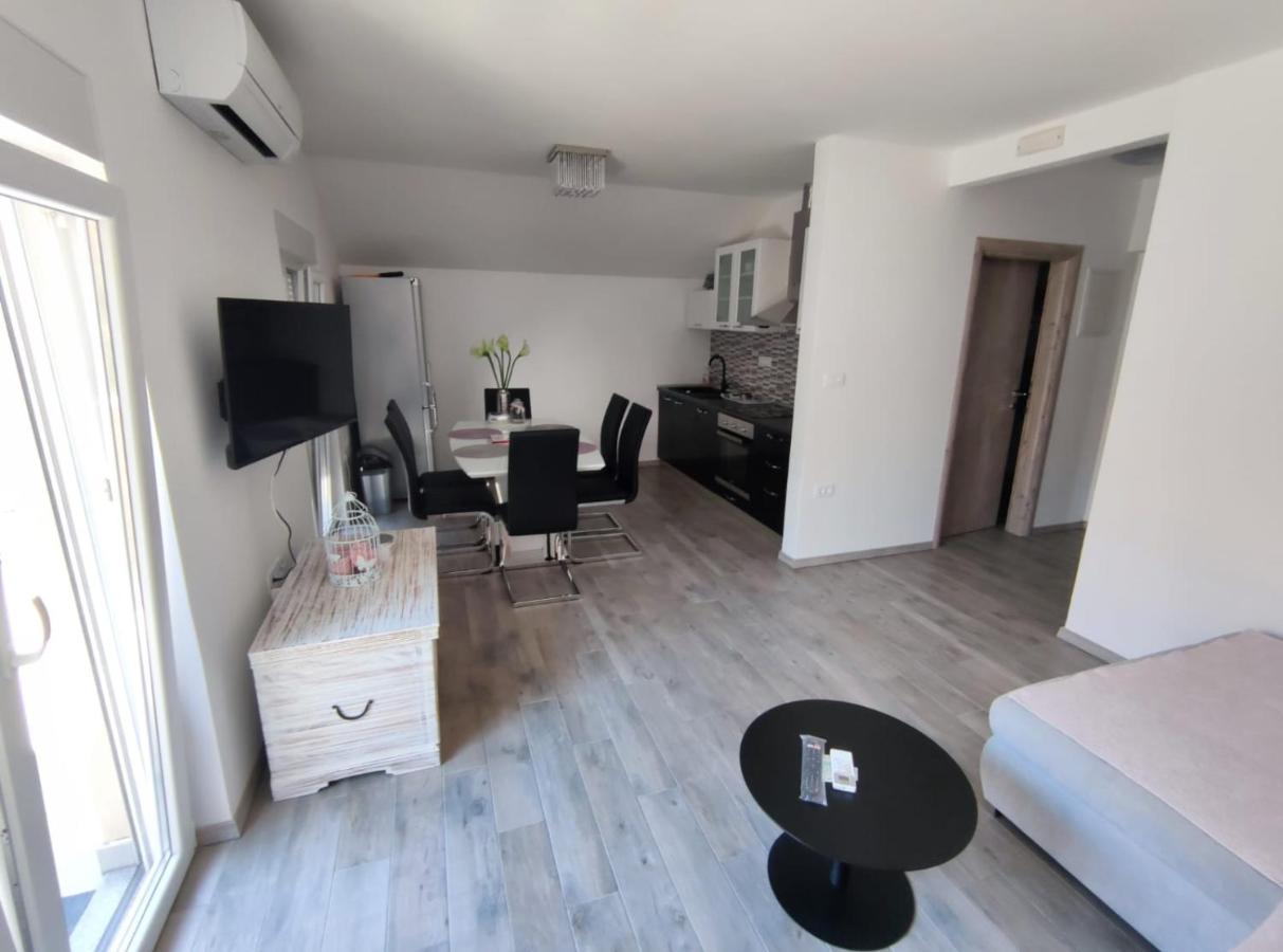Apartmani Vuckovic Vodice Luaran gambar